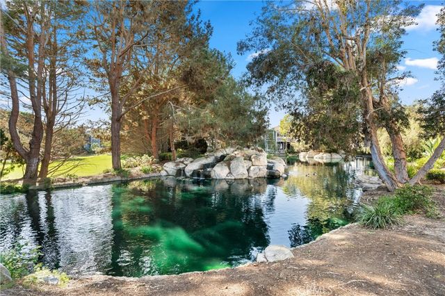 20251 Cape Coral Lane 101, Huntington Beach, CA 92646