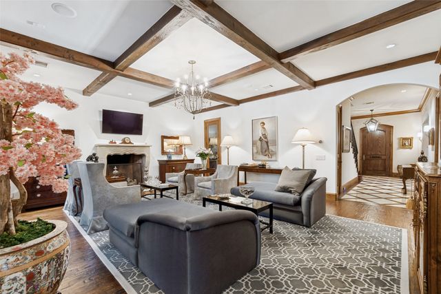 4327 Irving Avenue, Dallas, TX 75219