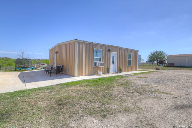 2151 Old Lehmann, Seguin, TX 78155