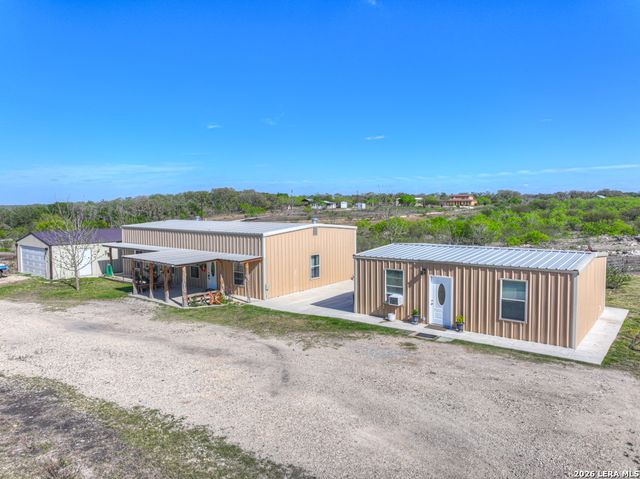2151 Old Lehmann, Seguin, TX 78155