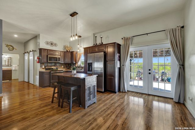 2151 Old Lehmann, Seguin, TX 78155