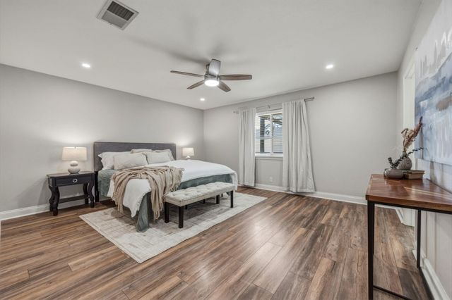 236 Bradfield DR, Buda, TX 78610