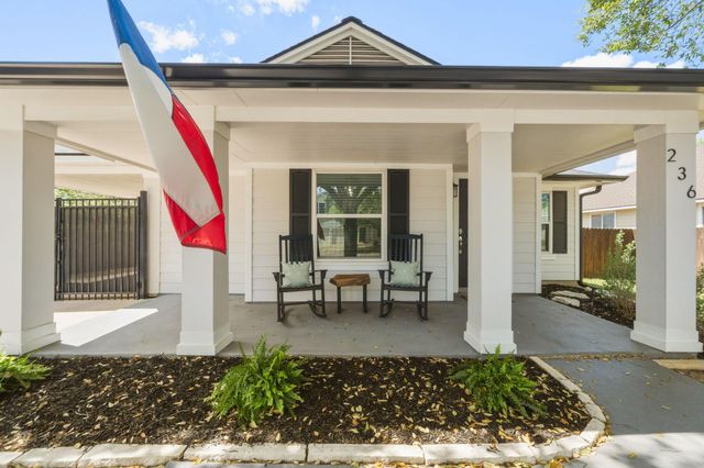 236 Bradfield DR, Buda, TX 78610