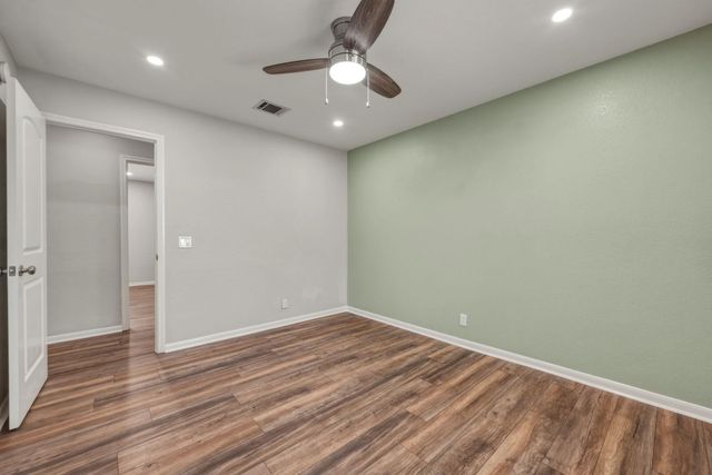 236 Bradfield DR, Buda, TX 78610