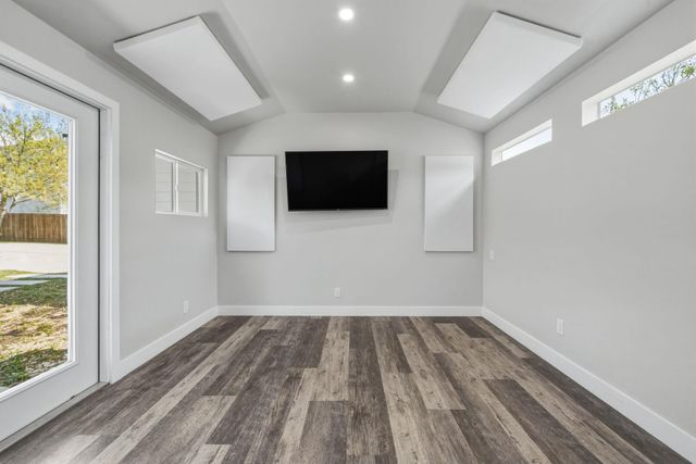 236 Bradfield DR, Buda, TX 78610