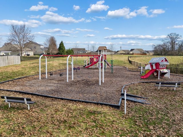 2206 Mason Bee Dr, Columbia, TN 38401