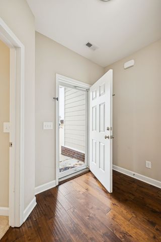 2206 Mason Bee Dr, Columbia, TN 38401