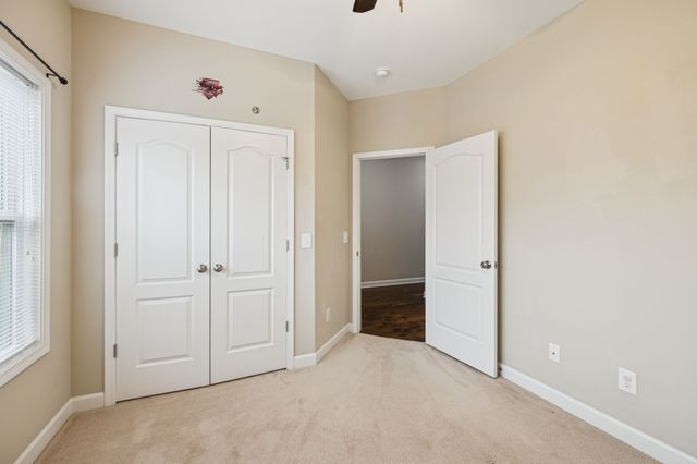 2206 Mason Bee Dr, Columbia, TN 38401