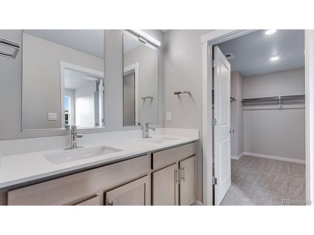 22234 E 6th Pl, Aurora, CO 80018