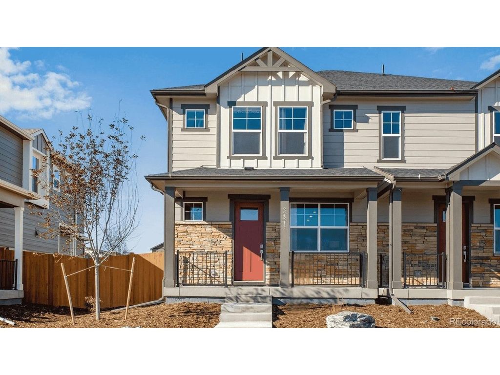 22234 E 6th Pl, Aurora, CO 80018