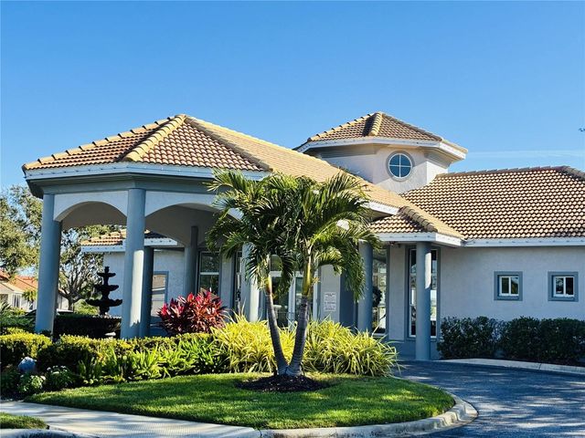 6837 74TH STREET CIRCLE E, Bradenton, FL 34203