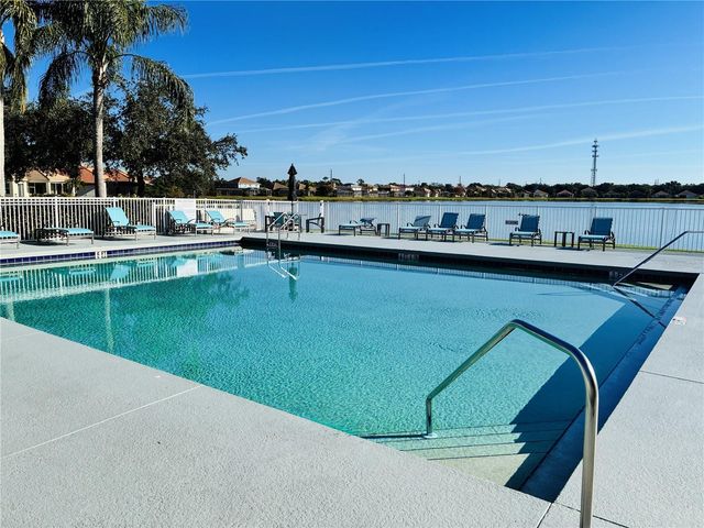 6837 74TH STREET CIRCLE E, Bradenton, FL 34203