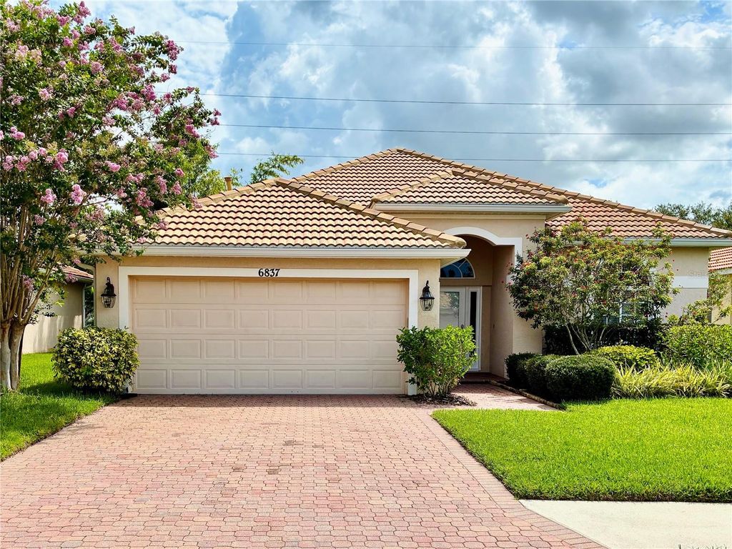 6837 74TH STREET CIRCLE E, Bradenton, FL 34203