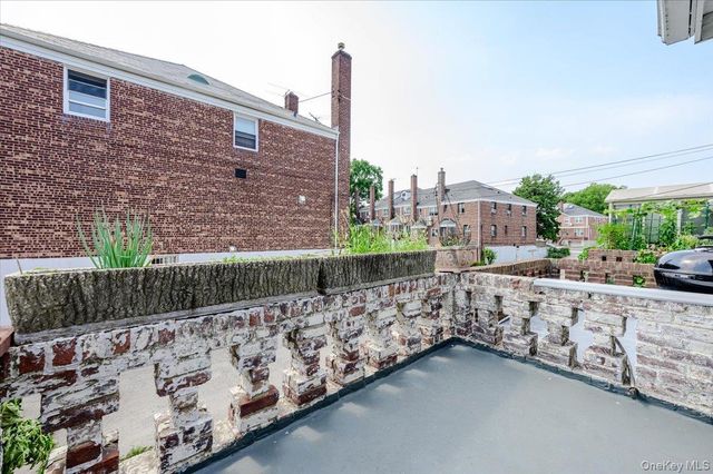 76-18 Utopia Parkway, Fresh Meadows, NY 11366