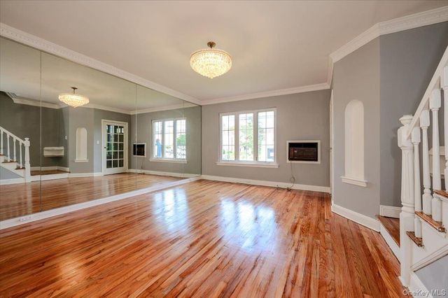 76-18 Utopia Parkway, Fresh Meadows, NY 11366