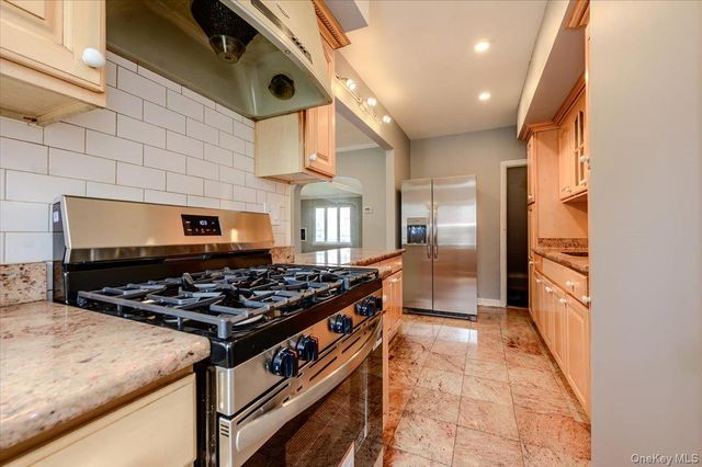 76-18 Utopia Parkway, Fresh Meadows, NY 11366