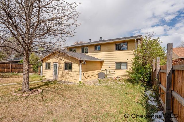 7318 WILLSHIRE BLVD, Cheyenne, WY 82009
