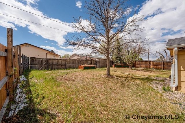 7318 WILLSHIRE BLVD, Cheyenne, WY 82009