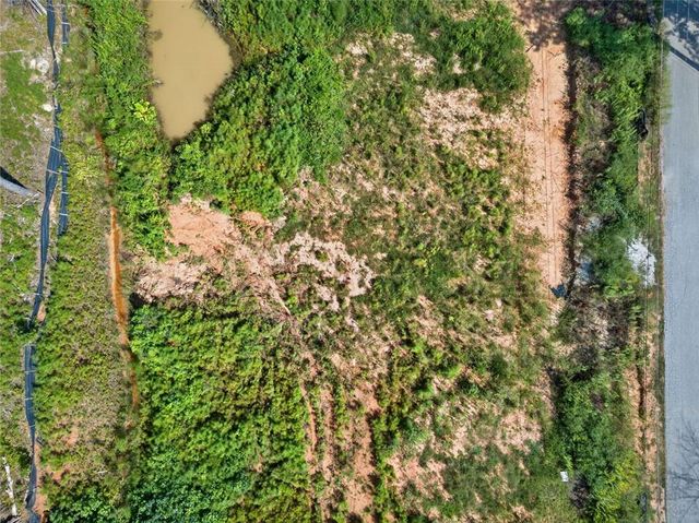 2235 Kings Forest SE Drive, Conyers, GA 30013