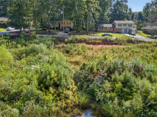 2235 Kings Forest SE Drive, Conyers, GA 30013