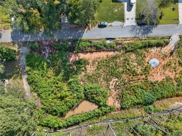 2235 Kings Forest SE Drive, Conyers, GA 30013