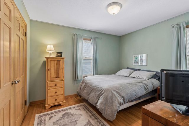 2245 Highland Parkway, Saint Paul, MN 55116