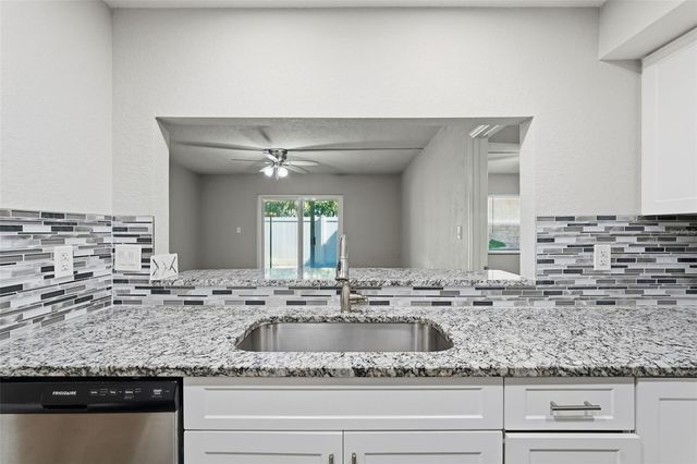 2843 NE 3RD STREET 109, Ocala, FL 34470