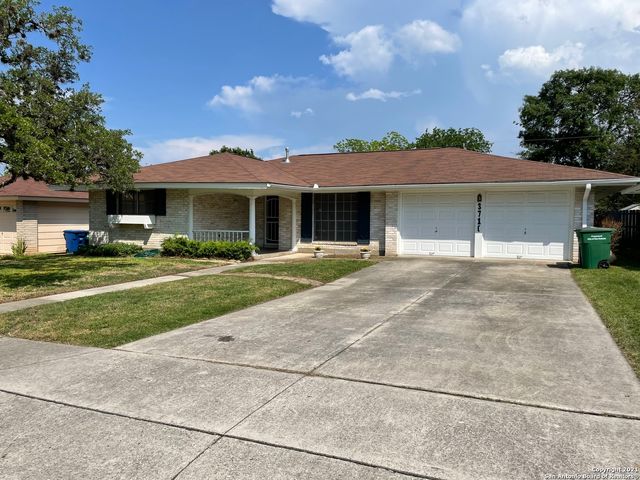 3710 PINEBLUFF DR, San Antonio, TX 78230