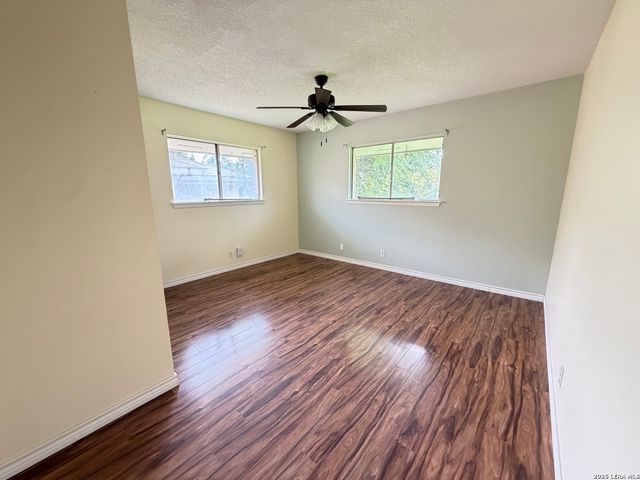 3710 PINEBLUFF DR, San Antonio, TX 78230