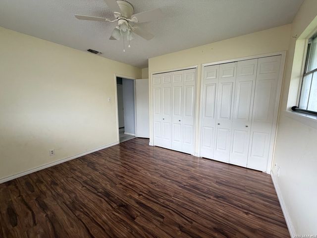 3710 PINEBLUFF DR, San Antonio, TX 78230