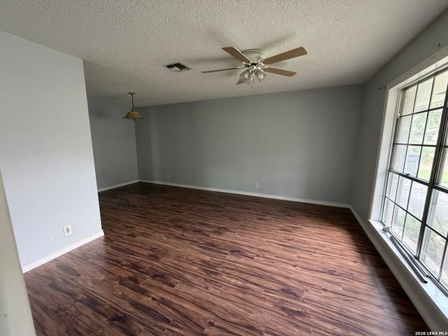 3710 PINEBLUFF DR, San Antonio, TX 78230