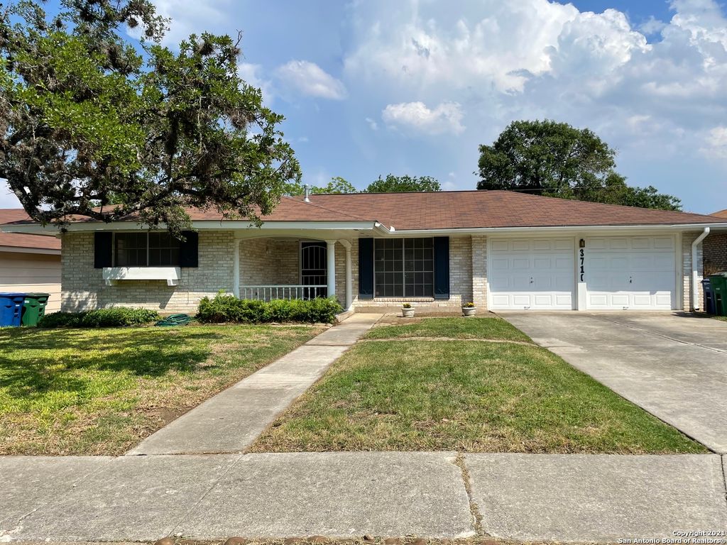 3710 PINEBLUFF DR, San Antonio, TX 78230