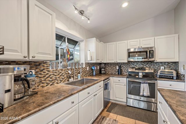 3686 W FLYING DIAMOND Drive, Tucson, AZ 85742