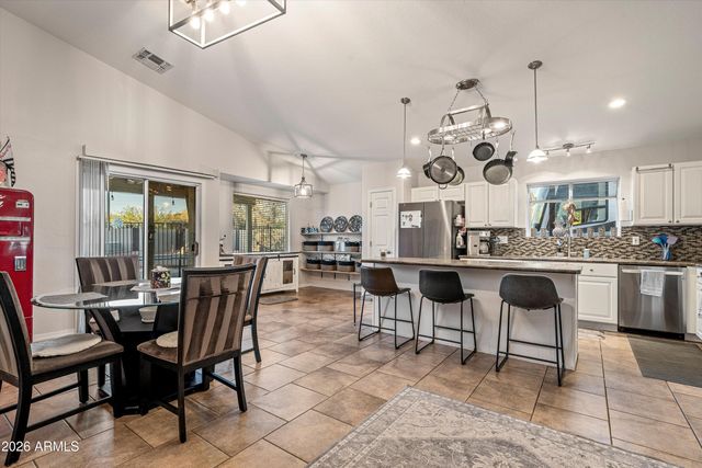 3686 W FLYING DIAMOND Drive, Tucson, AZ 85742