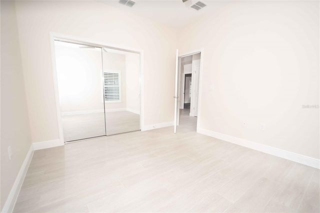 4995 NE 125TH LOOP, Oxford, FL 34484