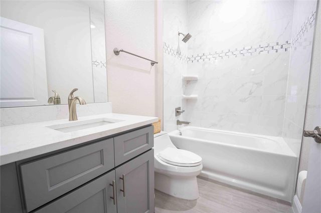 4995 NE 125TH LOOP, Oxford, FL 34484