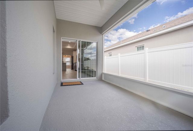 4995 NE 125TH LOOP, Oxford, FL 34484