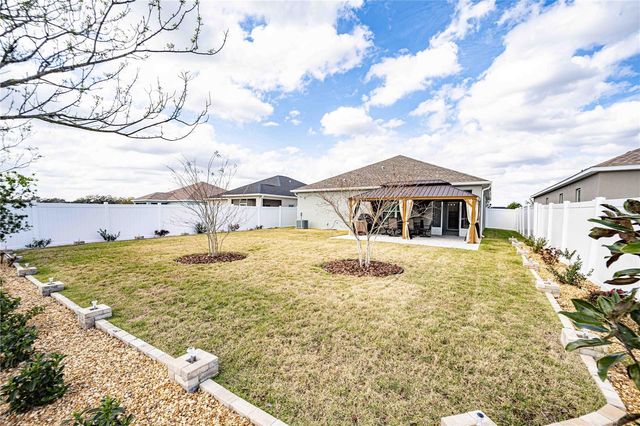 4995 NE 125TH LOOP, Oxford, FL 34484