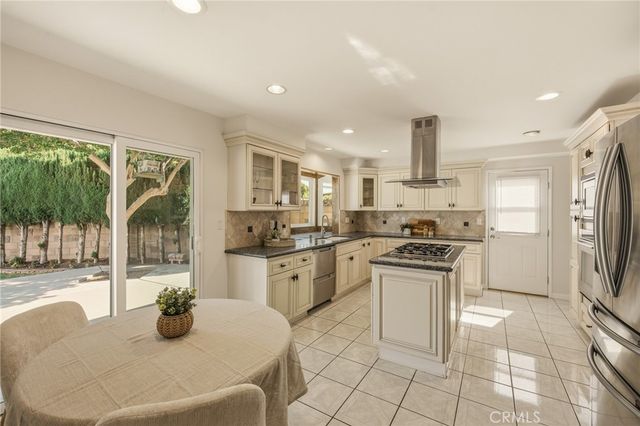 10865 Wystone, Porter Ranch, CA 91326