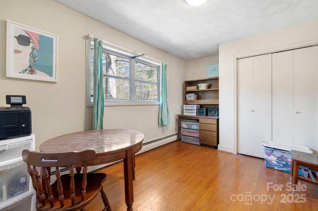 3407 14th Avenue SW, Hickory, NC 28602