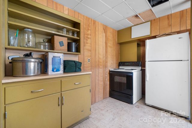 3407 14th Avenue SW, Hickory, NC 28602