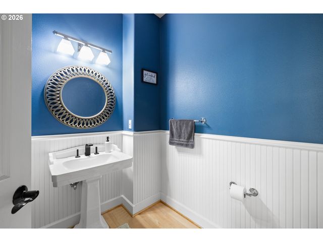 2633 Se VISTA Way, Gresham, OR 97080
