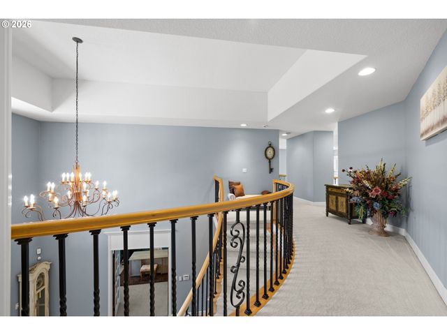 2633 Se VISTA Way, Gresham, OR 97080