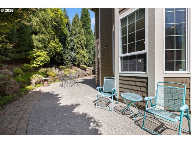 2633 Se VISTA Way, Gresham, OR 97080