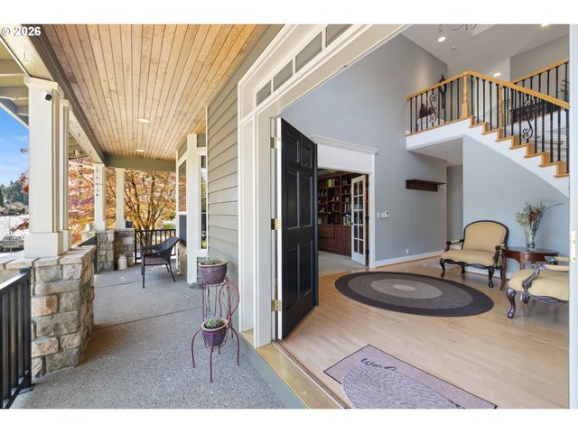 2633 Se VISTA Way, Gresham, OR 97080