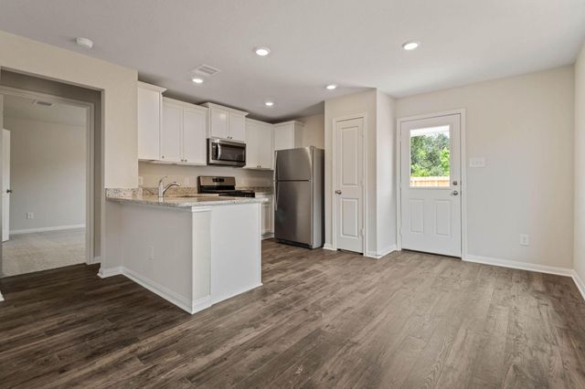 372 Fastboy Lane, Waller, TX 77484