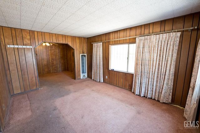 407 Alpine Street, Bakersfield, CA 93305