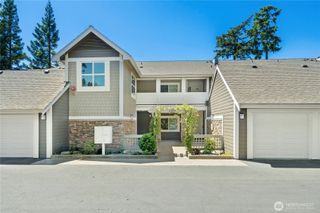 5404 Lake Washington Boulevard NE #B, Kirkland, WA 98033