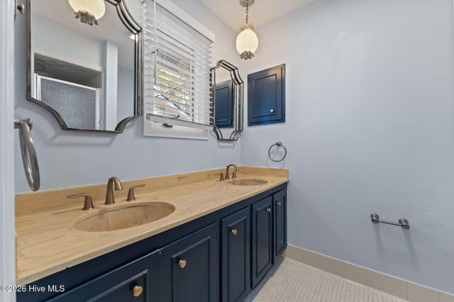10 Fairway Drive, Whispering Pines, NC 28327