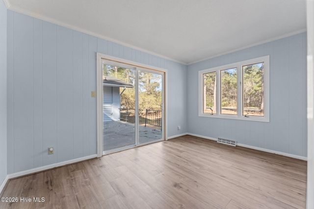 10 Fairway Drive, Whispering Pines, NC 28327
